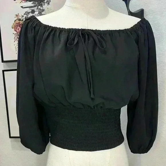Gianni Bini Tops - NWT GIANNI BINI WOVEN CANYON Black Quarter Sleeve Top W/ruched Waistband SZ SM